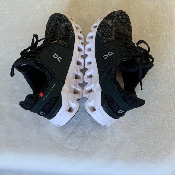 ON Cloudswift  women’s Running Sneakers - Picture 9 of 16